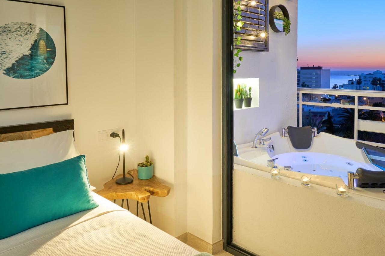 טורמולינוס Suite Del Mar Luxury Apartment With Jacuzzi מראה חיצוני תמונה